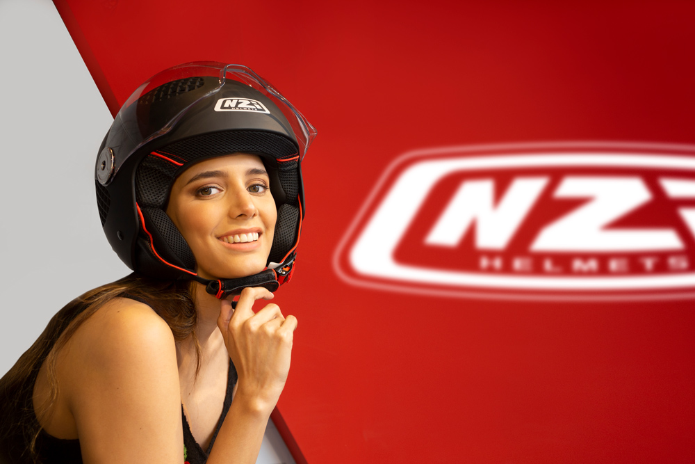 Casco jet B-Cool 3 de NZI