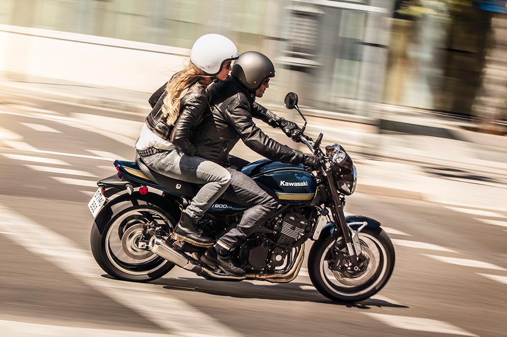La Kawasaki Z 900 RS es tu moto si buscas una moto de corte clásico y con algo de deportividad