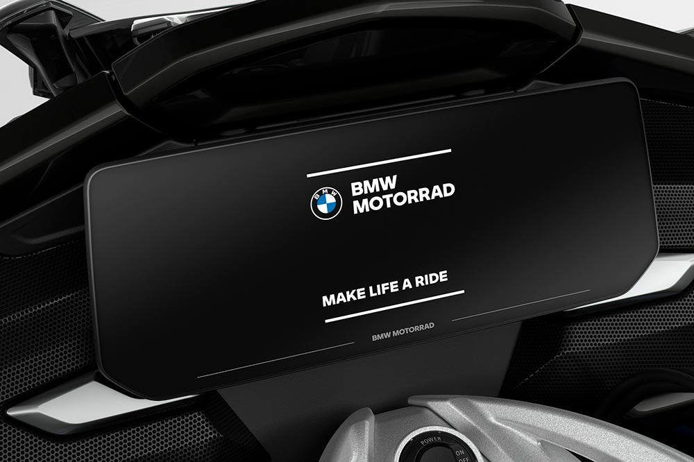 Esta enorme pantalla en color es el cuadro de instrumentos de las BMW K 1600