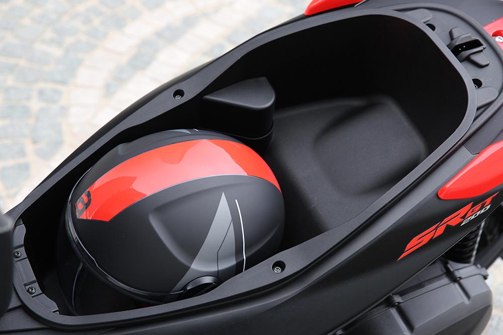 Aprilia SR GT 125