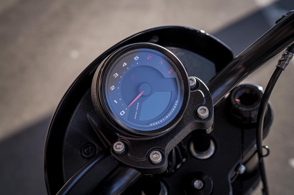 Cuadro de instrumentos de la Harley Davidson Low Rider S