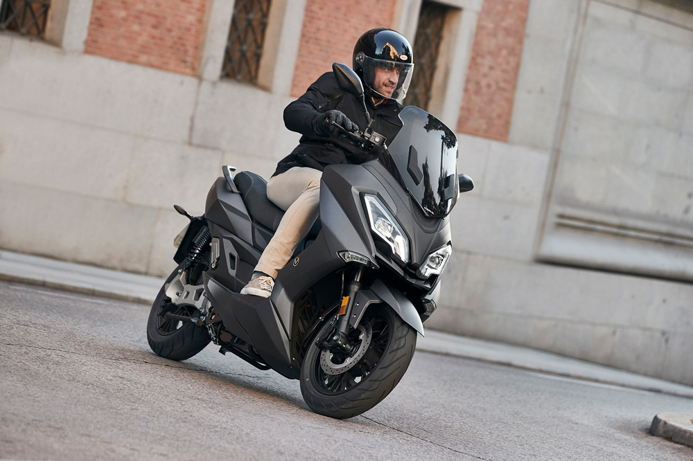 Scooter eléctrico NERVA EXE