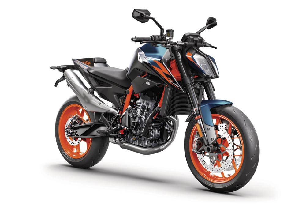 La estética de la 890 Duke R está inspirada en las motos de competición