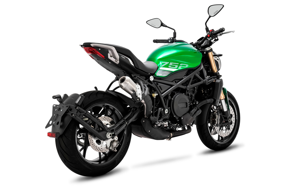 La Benelli 752S tiene una clara inspiración en la Ducati Monster