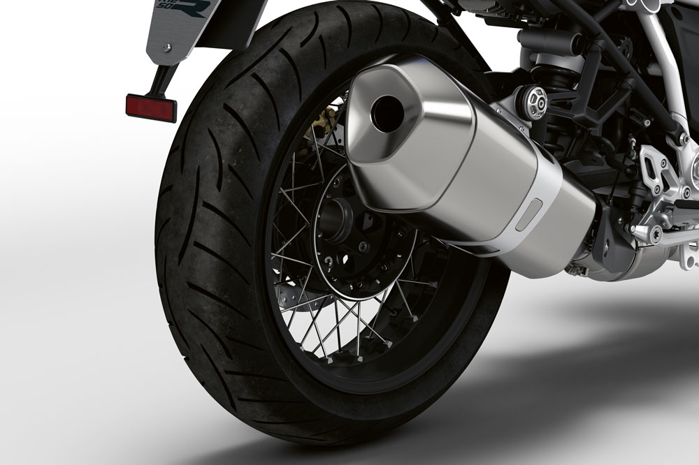Detalle del silencioso de la BMW R 1250 R