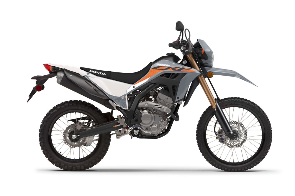 A veces con una sencilla moto de trail tienes todo lo necesario