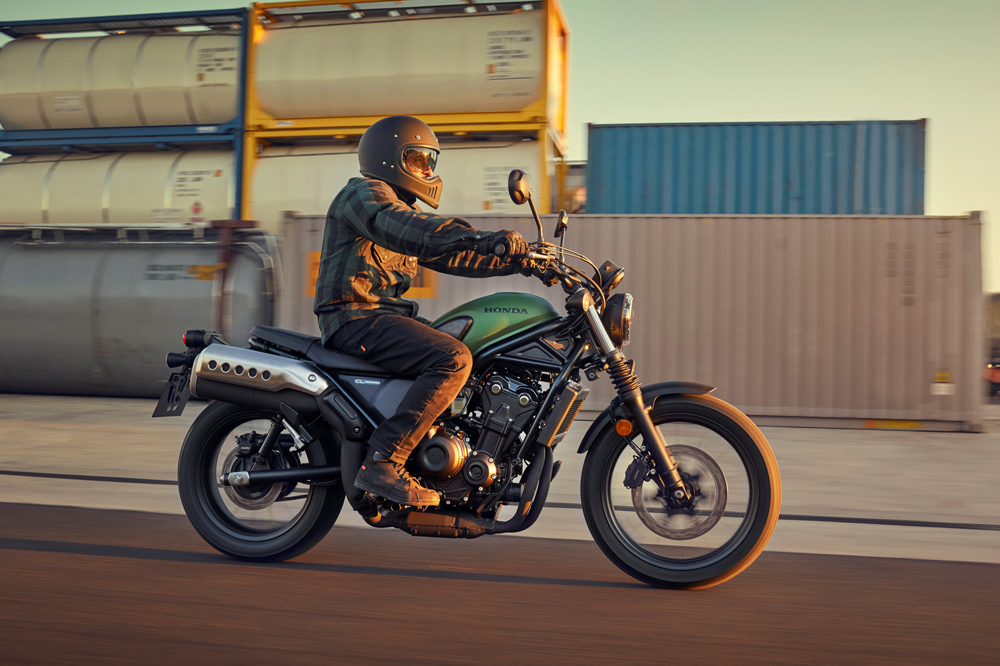 Las Honda CL500 vienen a aumentar la oferta de motos para el carnet A2.