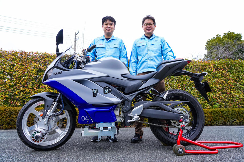 Asistente de conducción a baja velocidad Yamaha
