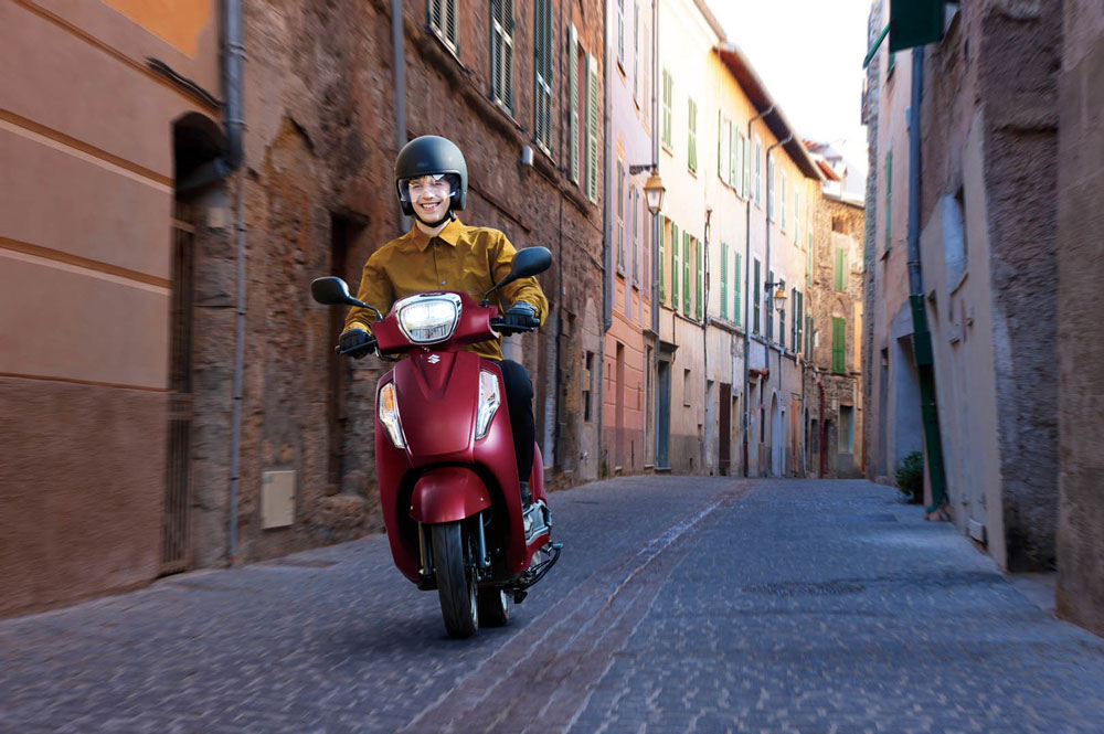 Suzuki Adress 2023