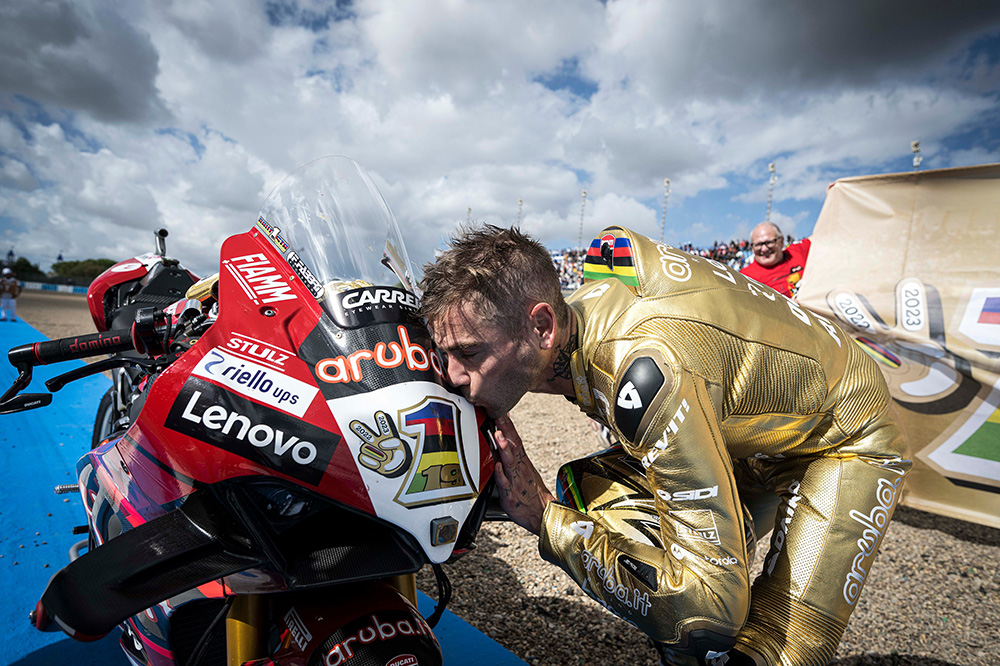 Alvaro Bautista, bicampeón del mundo SBK