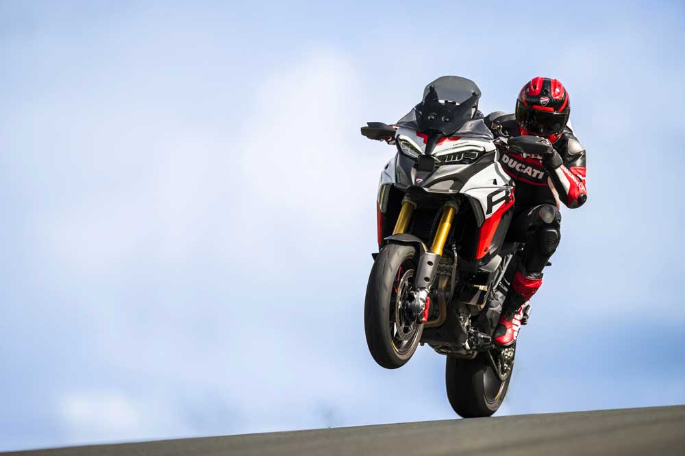 Una Multistrada por fuera y Panigale por dentro.