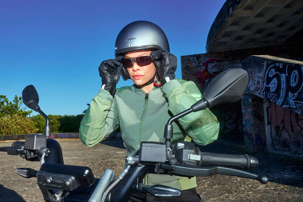 Bmw Motorrad Plugged To Life