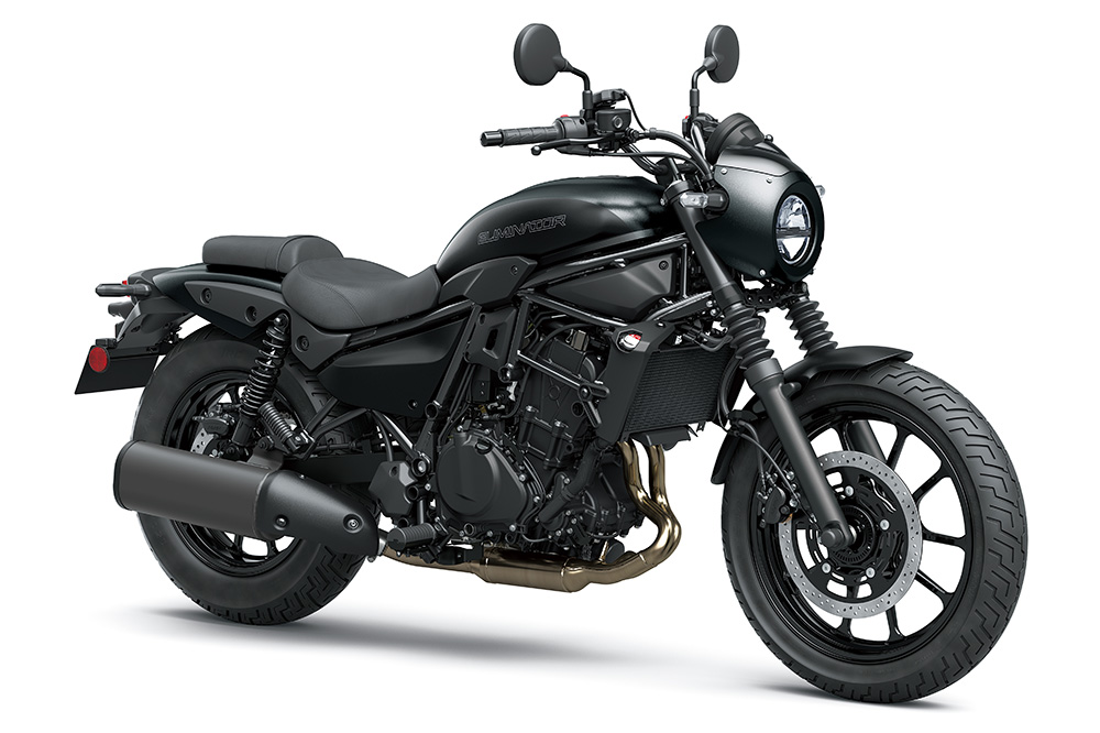 La Kawasaki Eliminator 500 es tu moto si buscas una custom urbana para todos los días.