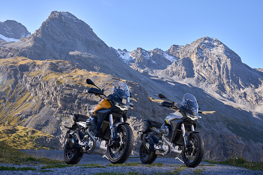 El punto de partida de esta moto trail de turismo es la Moto Guzzi Mandello.