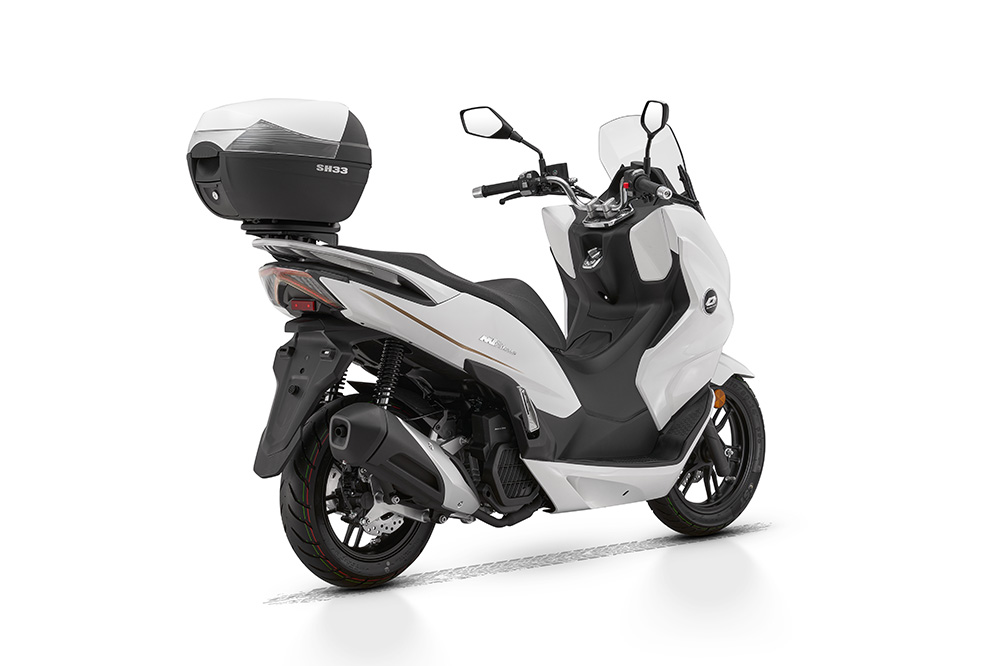 El QJ Motor MTX 125 tiene uno de los motores más potentes de la categoría.