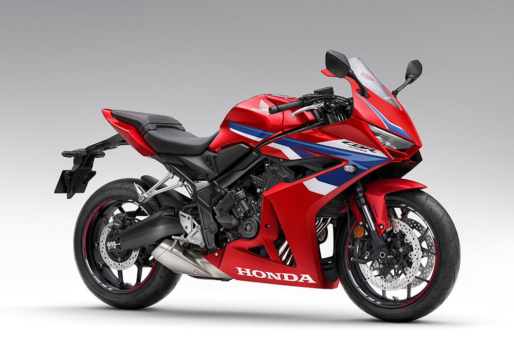 Honda CBR 650 con E-Clutch. Precio: 10.400 euros.