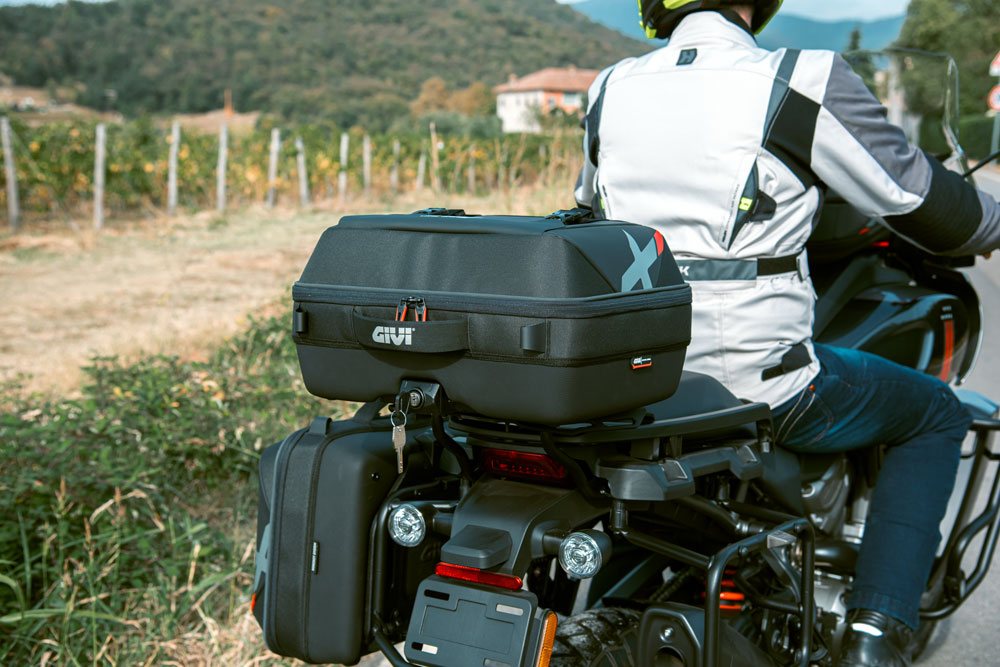 Top case y maleta lateral XL09 de Givi