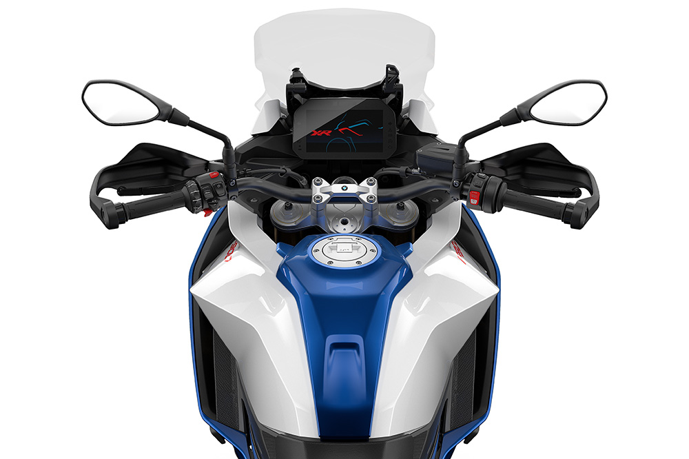 Detalle del puesto de conducción de la XR.