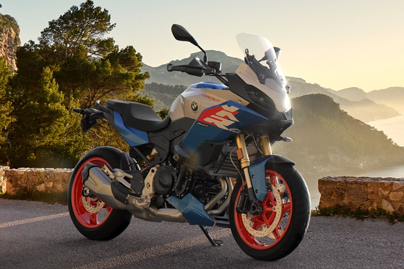 F 900 XR